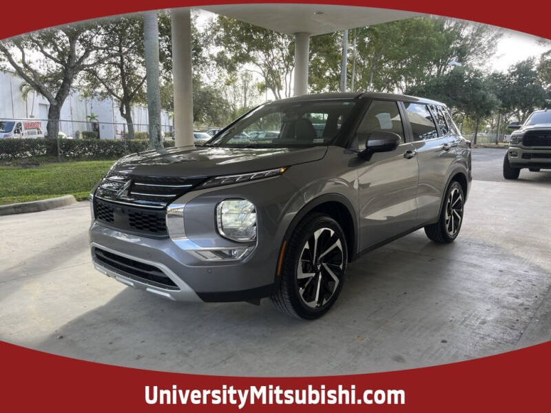 2022 Mitsubishi Outlander SE