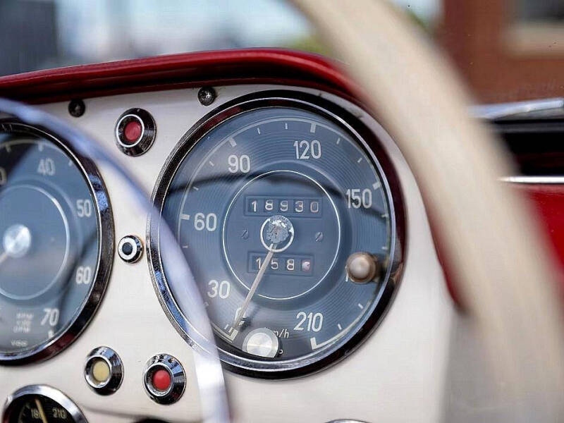 1961 Mercedes-Benz 190-Class