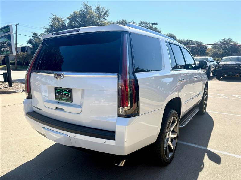 2016 Cadillac Escalade Luxury Collection