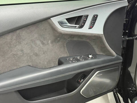 2016 Audi RS 7 4.0T quattro Prestige