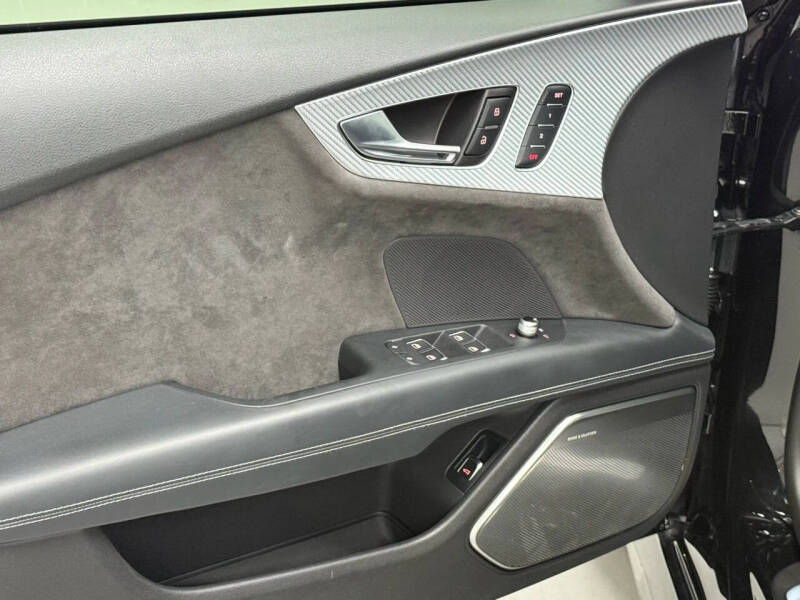 2016 Audi RS 7 4.0T quattro Prestige