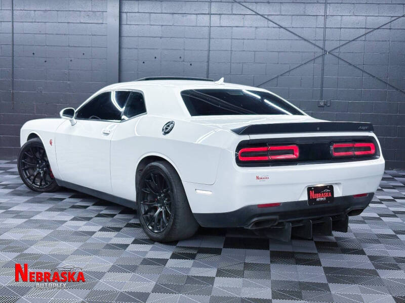2016 Dodge Challenger SRT Hellcat