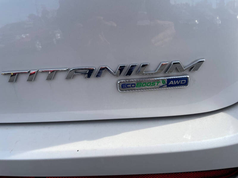 2017 Ford Edge Titanium