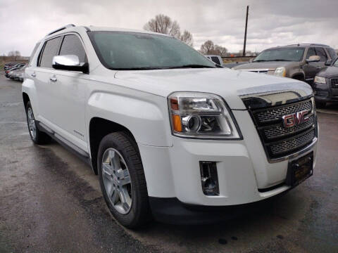 2013 GMC Terrain for sale at BELOW BOOK AUTO SALES in Idaho Falls ID
