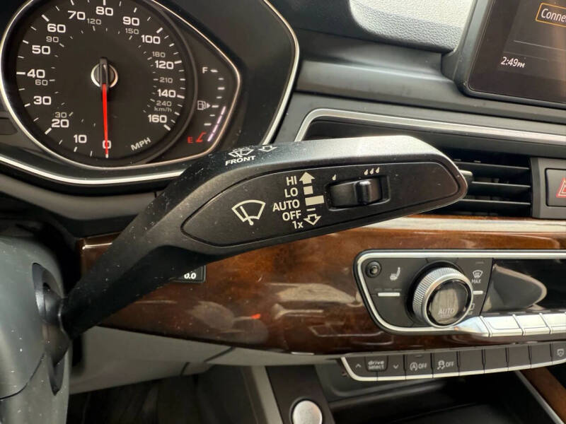 2019 Audi A4 quattro Premium 45 TFSI