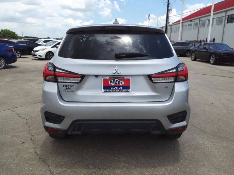 2020 Mitsubishi Outlander Sport SE