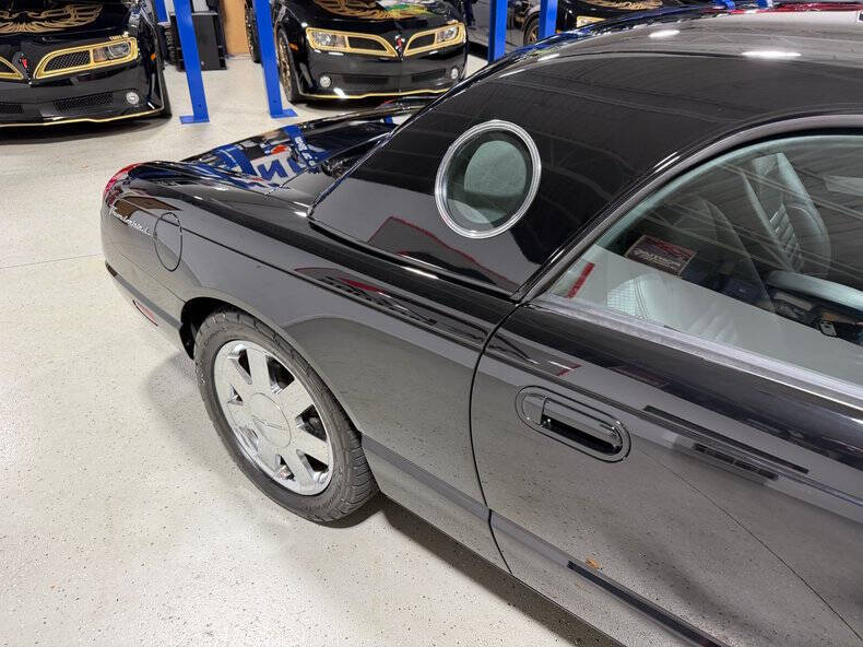 2002 Ford Thunderbird Deluxe