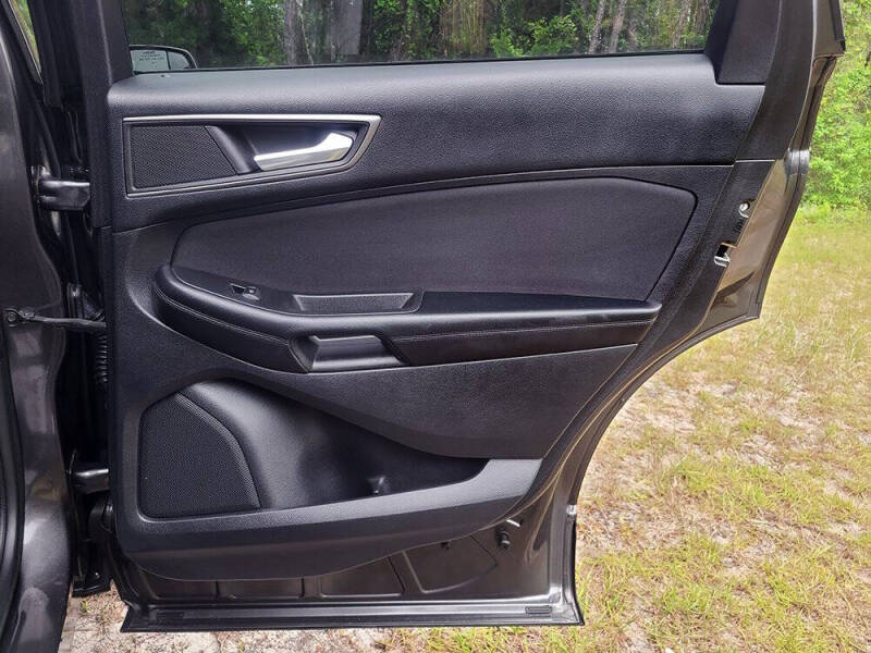 2015 Ford Edge SE