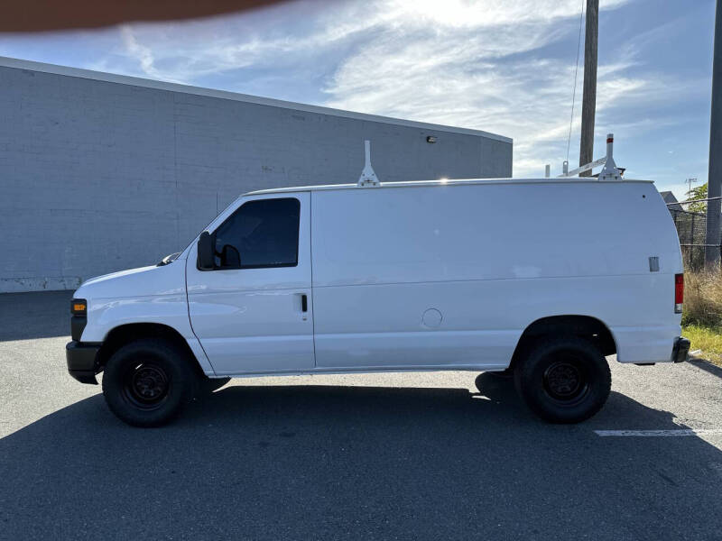 2012 Ford E-Series E-350 SD