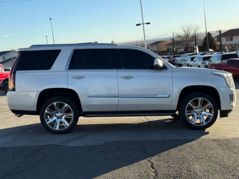 2015 Cadillac Escalade Premium