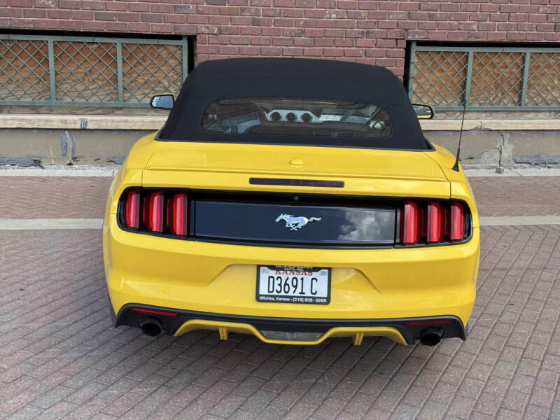 2017 Ford Mustang EcoBoost Premium