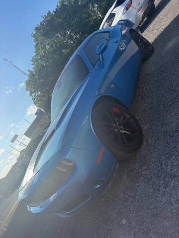 2016 Dodge Challenger SXT Plus