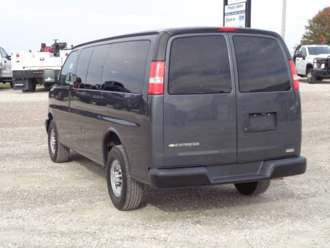 2017 Chevrolet Express LS 2500