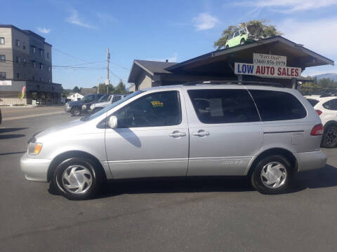 2003 Toyota Sienna LE
