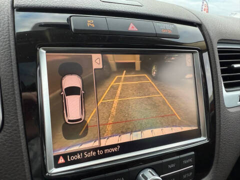 2011 Volkswagen Touareg TDI Executive