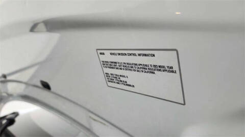 2023 Tesla Model S Plaid