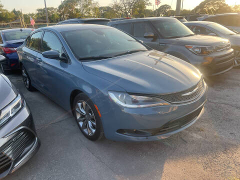 2015 Chrysler 200 S