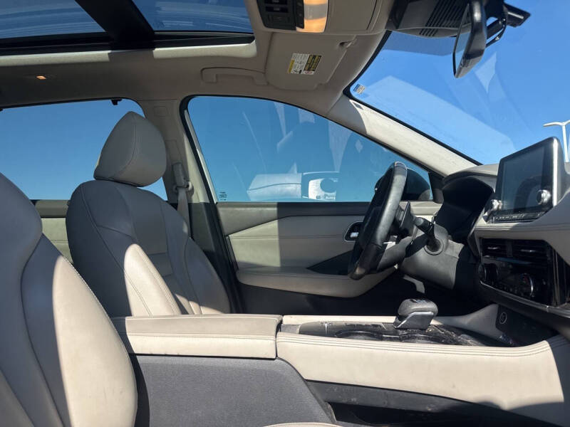 2021 Nissan Rogue SL