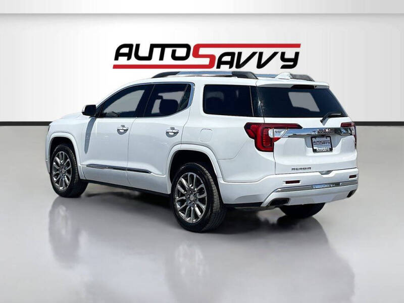 2023 GMC Acadia Denali