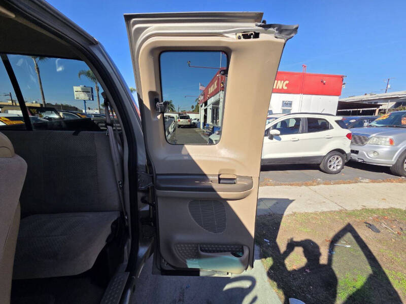 2002 Ford F-250 Super Duty XLT