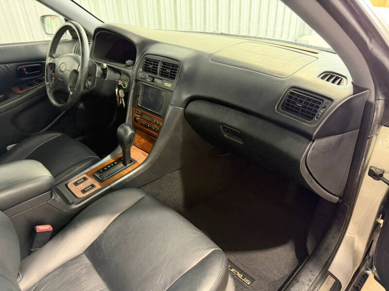 2000 Lexus ES 300