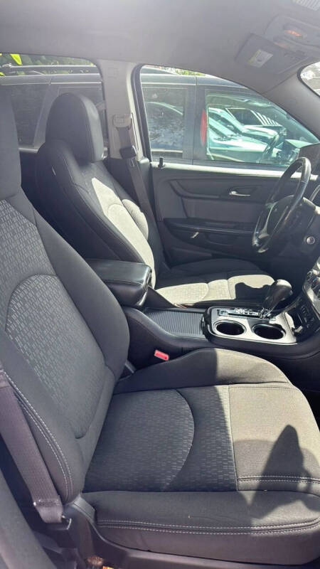 2014 GMC Acadia SLE-2