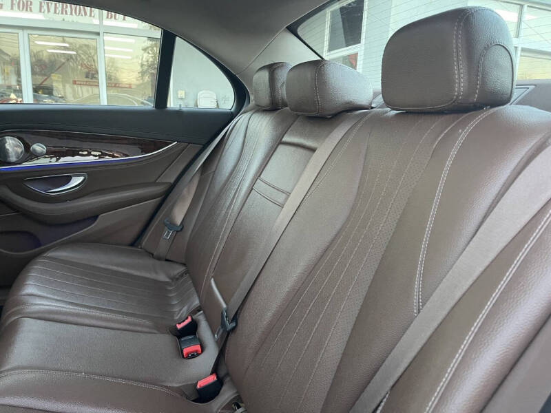 2017 Mercedes-Benz E-Class E 300 4MATIC