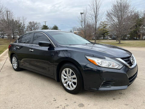 2018 Nissan Altima for sale at Raptor Motors in Chicago IL