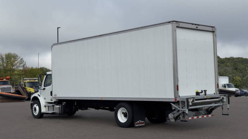 2026 Freightliner M2 106