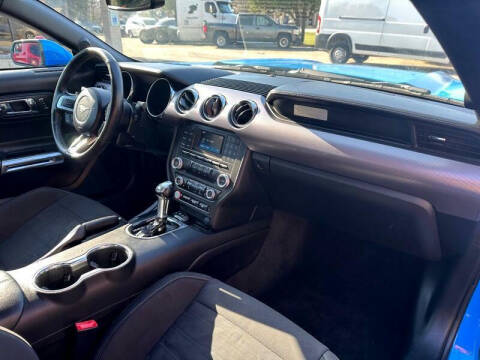 2017 Ford Mustang EcoBoost