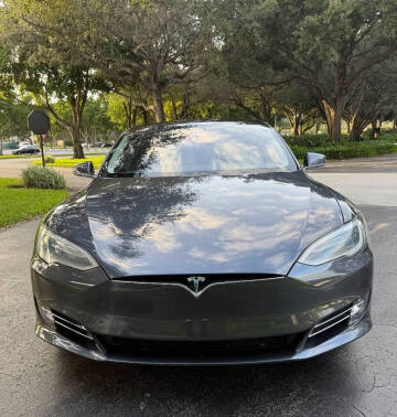 2017 Tesla Model S 90D