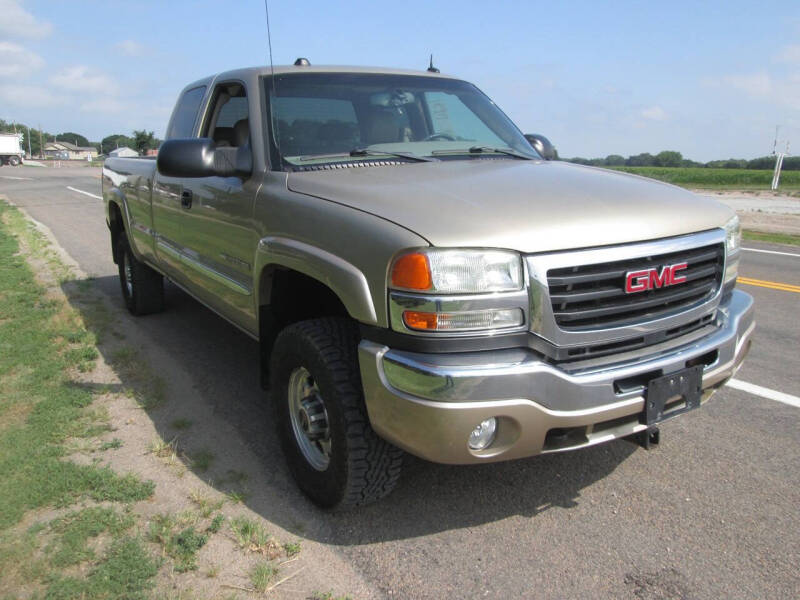 2004 GMC Sierra 2500HD SLT