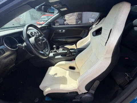 2021 Ford Mustang