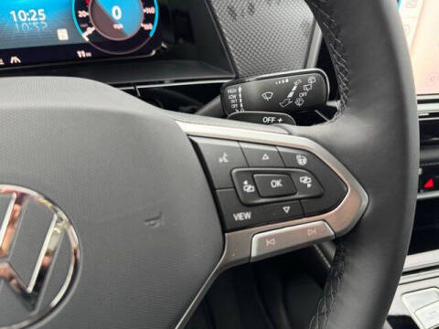 2026 Volkswagen Atlas Cross Sport SEL Premium R-Line 4Motion