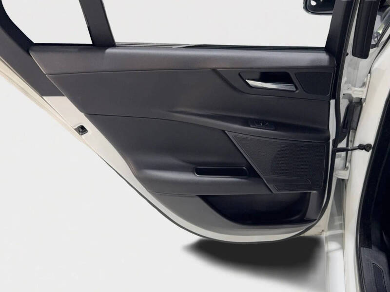 2018 Jaguar XE 25t Premium