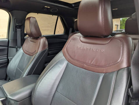 2023 Ford Explorer Platinum