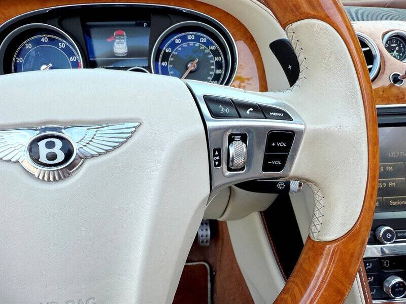 2013 Bentley Continental 41