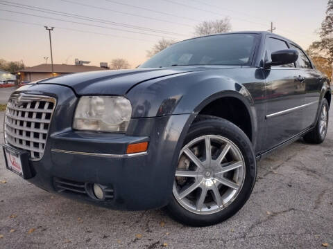 2008 Chrysler 300 for sale at Car Castle in Zion IL