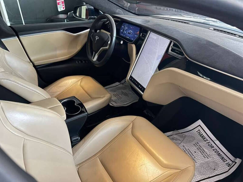 2015 Tesla Model S P85D