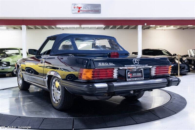 1986 Mercedes-Benz 560-Class 10