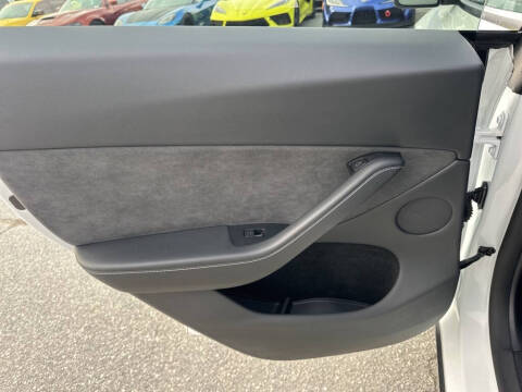 2024 Tesla Model Y Performance