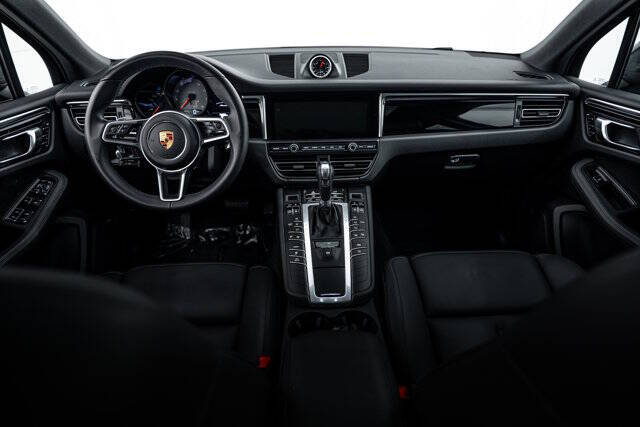 2021 Porsche Macan S