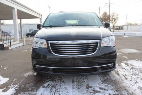 2015 Chrysler Town and Country Touring