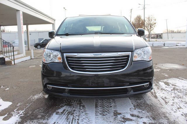 2015 Chrysler Town and Country Touring