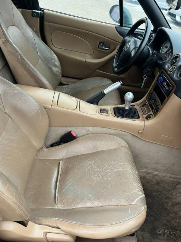 2001 Mazda MX-5 Miata LS