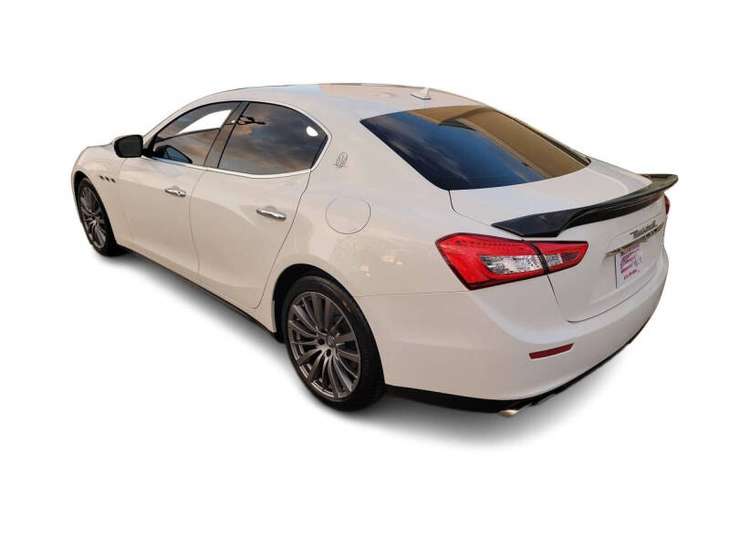 2017 Maserati Ghibli