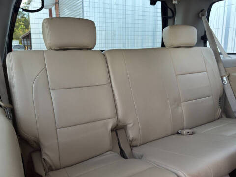 2013 Nissan Armada SV