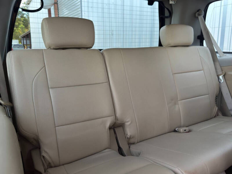 2013 Nissan Armada SV