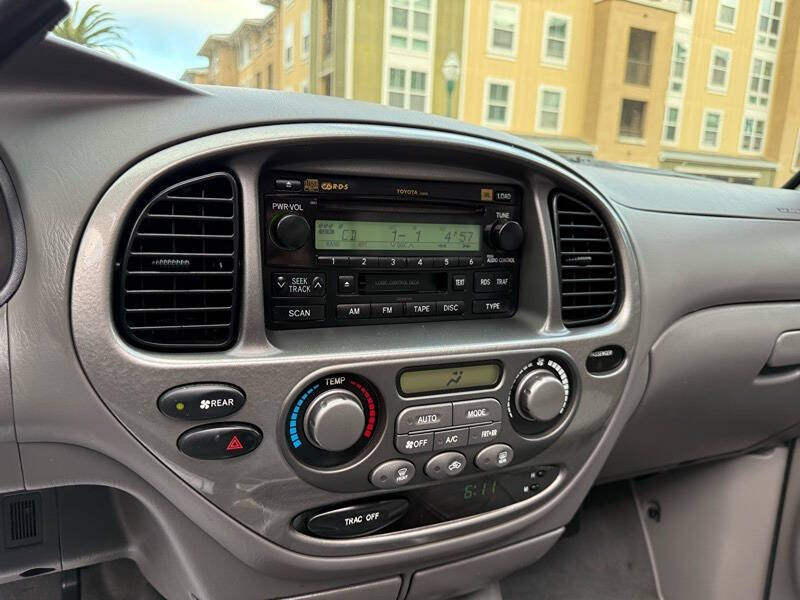 2004 Toyota Sequoia Limited