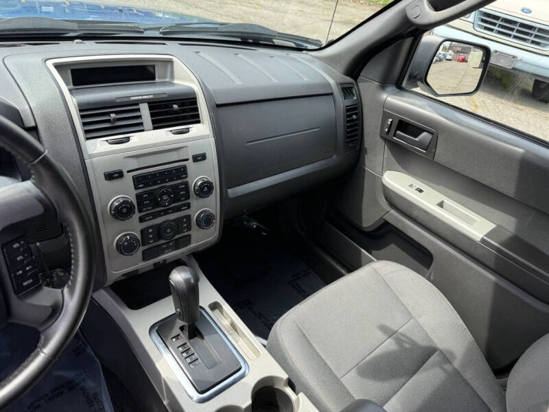 2010 Ford Escape XLT